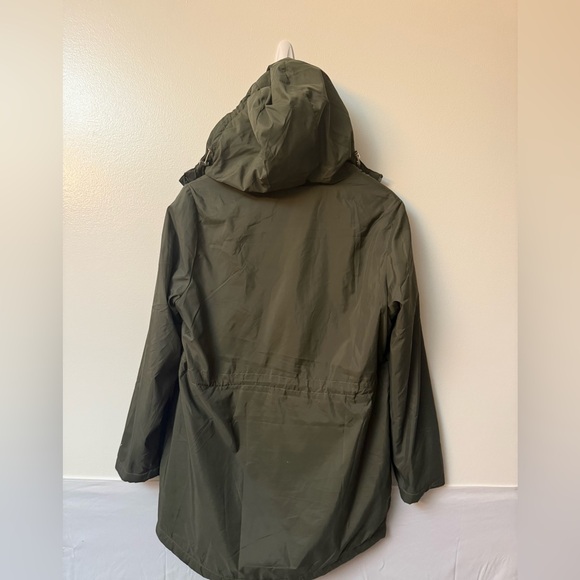 Free Country Hooded Parka with a Faux Fur Lining | Size M - Picture 9 of 9